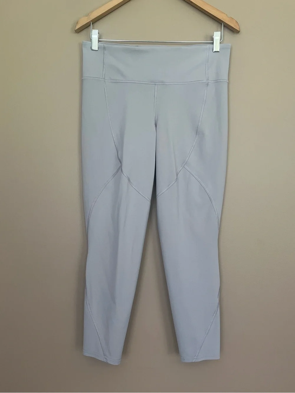 {Lululemon} To The Beat Tight 24
